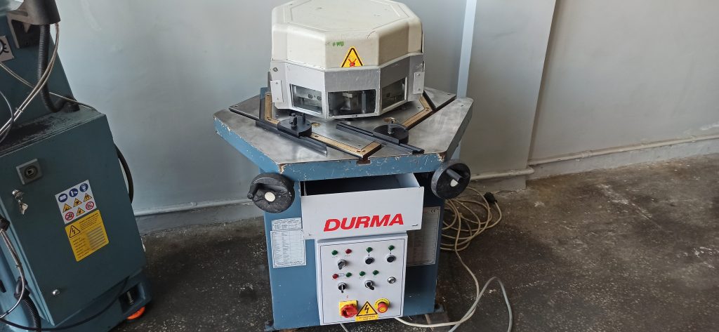 İkinci El Durmazlar Köşe Kesme Makinası