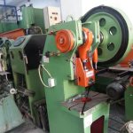 İkinci el tunc marka celik gövde eksantrik pres makinası. Eksantrik pres makinası fiyatları